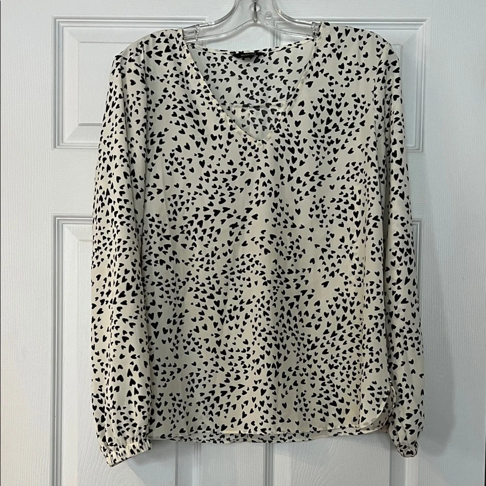 RW&CO. Black and Cream Heart Pattern Blouse - Picture 1 of 3
